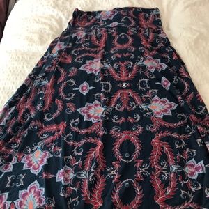Lula roe maxi skirt size medium